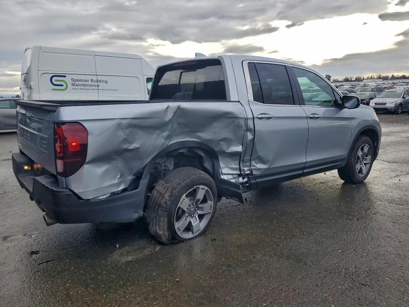 Photo 3 from auction – 2025 HONDA RIDGELINE with VIN 5FPYK3F56SB043271