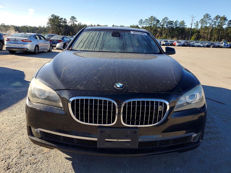 Photo 5 from auction – 2010 BMW 750 with VIN WBAKA8C58ACY36096