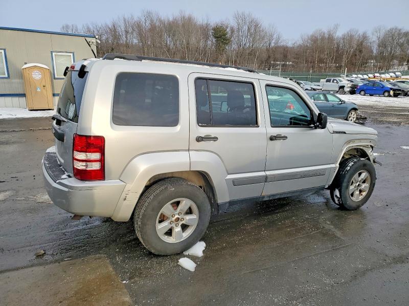 Photo 3 from auction – 2012 JEEP LIBERTY SP with VIN 1C4PJMAK2CW140250