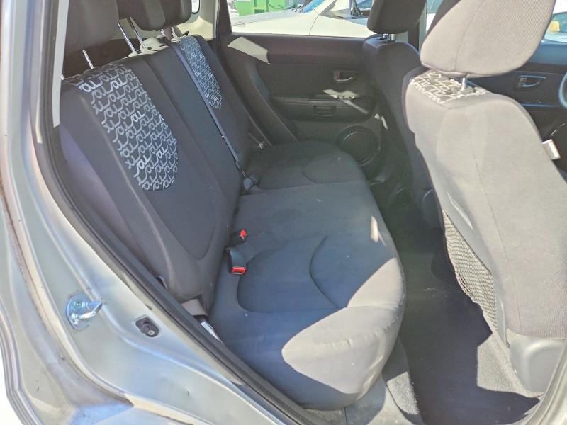 Снимка 10 от търг – 2011 KIA SOUL + с VIN KNDJT2A23B7260622