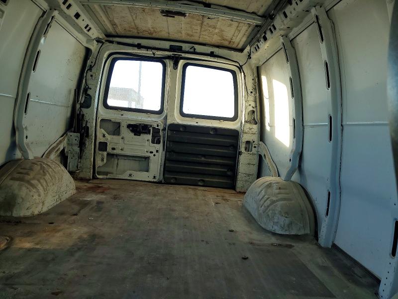 Photo 10 from auction – 2004 CHEVROLET EXPRESS G2 with VIN 1GCGG25VX41199522