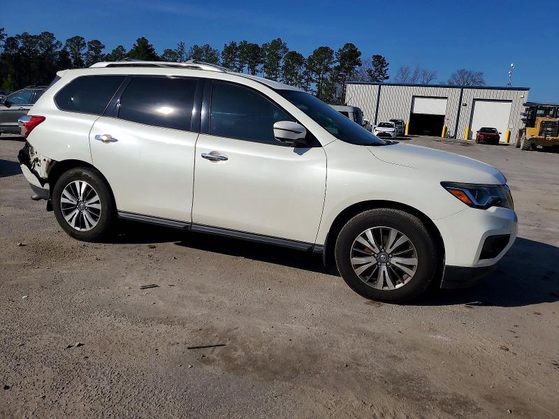 Photo 4 from auction – 2017 NISSAN PATHFINDER with VIN 5N1DR2MN8HC632940