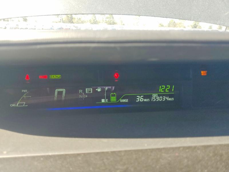 Photo 9 from auction – 2014 TOYOTA PRIUS V with VIN JTDZN3EU1EJ000984