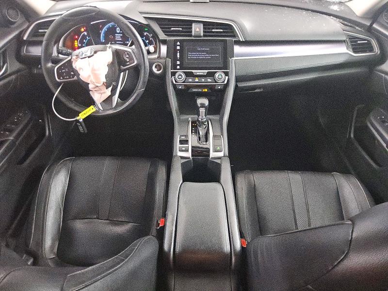 Photo 8 from auction – 2016 HONDA CIVIC with VIN 2HGFC1F77GH642475