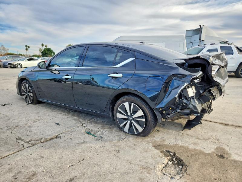 Photo 2 from auction – 2019 NISSAN ALTIMA with VIN 1N4BL4EV4KC172311