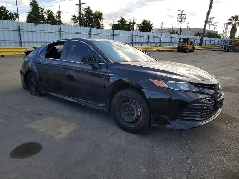Photo 4 from auction – 2020 TOYOTA CAMRY LE with VIN 4T1C31AK8LU017065