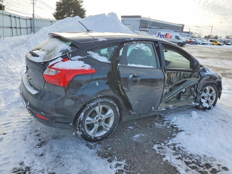 Photo 3 from auction – 2014 FORD FOCUS SE with VIN 1FADP3K2XEL139741