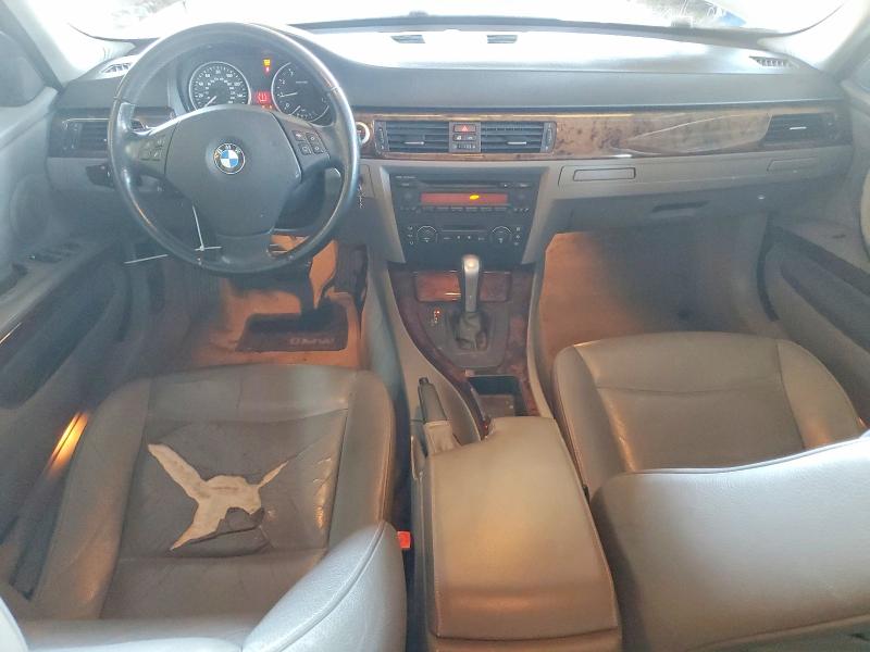 Photo 8 from auction – 2006 BMW 325 I with VIN WBAVB13596KX47197