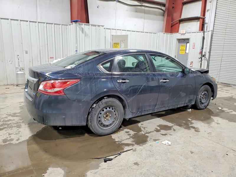 Photo 3 from auction – 2013 NISSAN ALTIMA with VIN 1N4AL3AP2DC259320