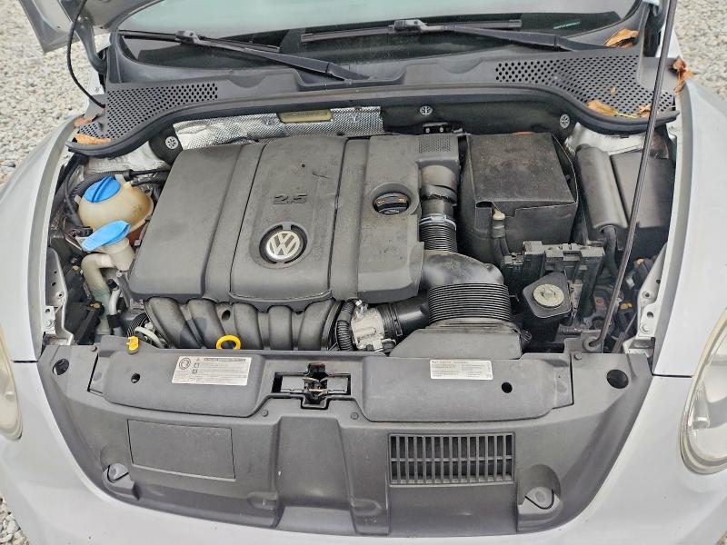 Photo 11 from auction – 2014 VOLKSWAGEN BEETLE with VIN 3VWFP7AT3EM606479