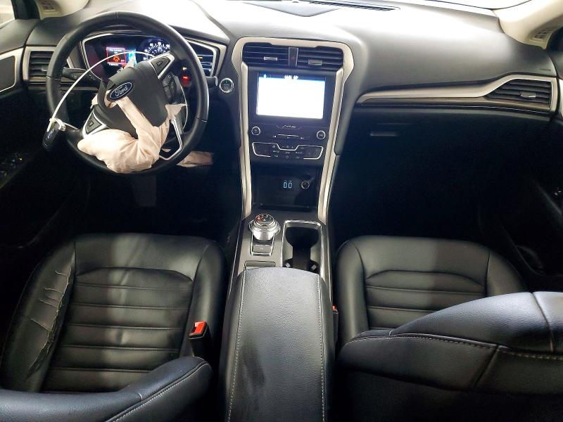 Photo 8 from auction – 2019 FORD FUSION SEL with VIN 3FA6P0CD2KR222858