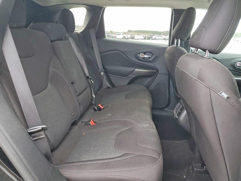 Photo 11 from auction – 2019 JEEP CHEROKEE L with VIN 1C4PJLCB2KD416377