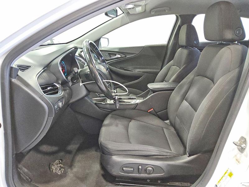 Photo 7 from auction – 2016 CHEVROLET MALIBU with VIN 1G1ZE5ST1GF256712