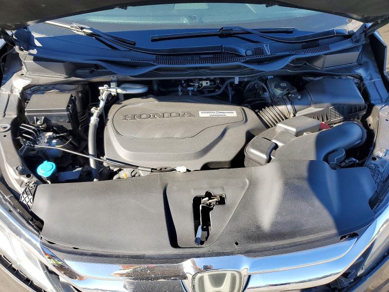 Photo 12 from auction – 2018 HONDA ODYSSEY EX with VIN 5FNRL6H79JB060221