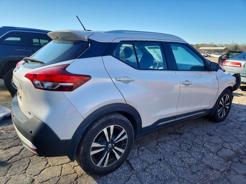 Photo 3 from auction – 2020 NISSAN KICKS with VIN 3N1CP5DV8LL545028