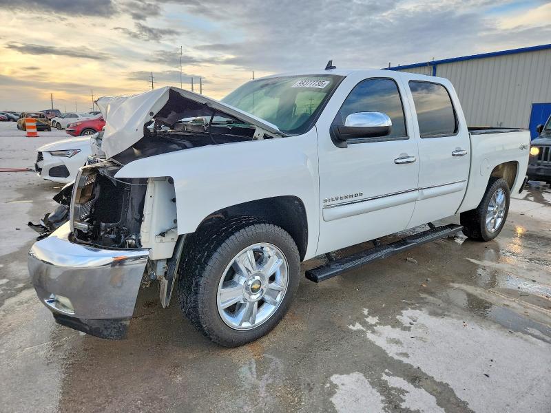 CHEVROLET SILVERADO 2012 with VIN 3GCPKSE7XCG133391 - Photo from auction