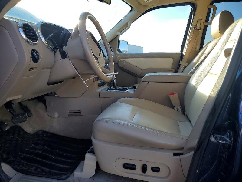 Photo 7 from auction – 2008 FORD EXPLORER with VIN 1FMEU74E88UA08825