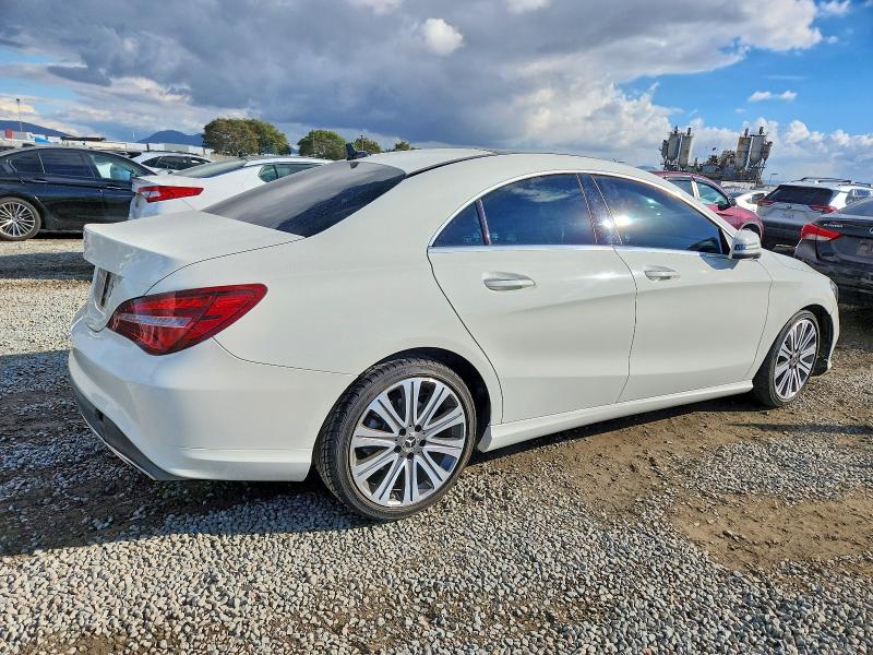 Photo 3 from auction – 2018 MERCEDES-BENZ CLA with VIN WDDSJ4EB5JN524245