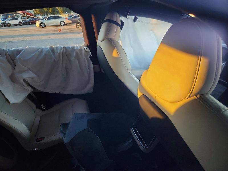 Photo 8 from auction – 2022 TESLA MODEL X with VIN 7SAXCBE63NF353584