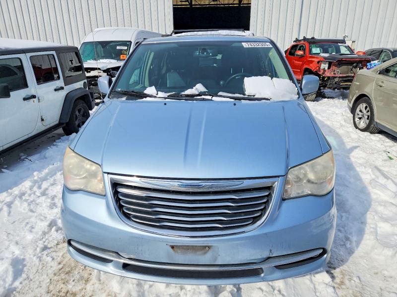 Photo 5 from auction – 2013 CHRYSLER TOWN & COU with VIN 2C4RC1BG3DR754939