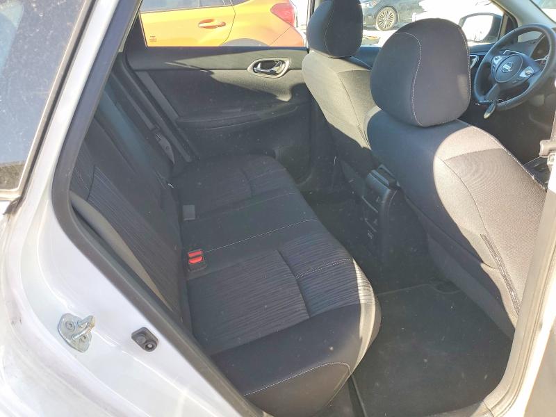 Photo 10 from auction – 2018 NISSAN SENTRA with VIN 3N1AB7AP0JY213012