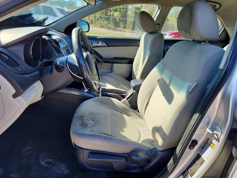 Photo 7 from auction – 2013 KIA FORTE EX with VIN KNAFU4A25D5729896