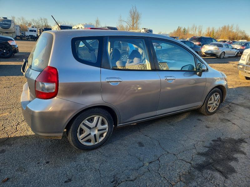 Photo 3 from auction – 2007 HONDA FIT with VIN JHMGD38487S052582
