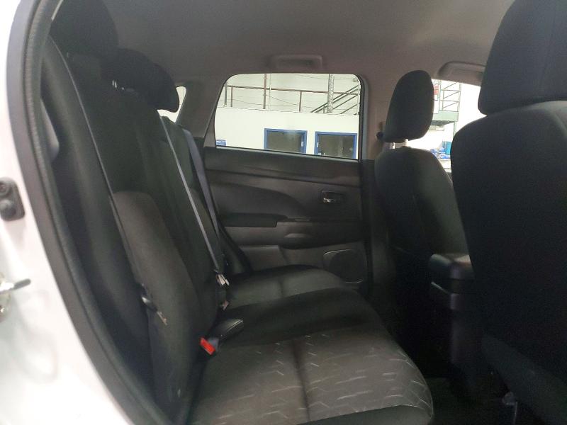 Photo 11 from auction – 2023 MITSUBISHI OUTLANDER with VIN JA4ARUAU9PU009697