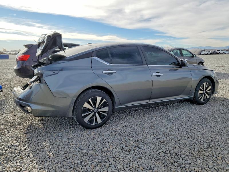Photo 3 from auction – 2021 NISSAN ALTIMA with VIN 1N4BL4DW2MN404826