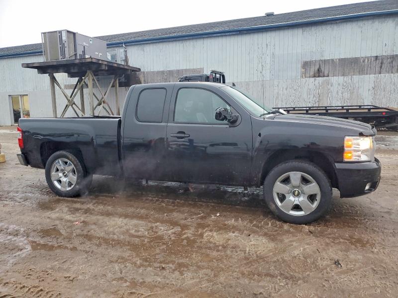 Foto 4 de la subasta – 2010 CHEVROLET SILVERADO con VIN 1GCSKTE39AZ144571