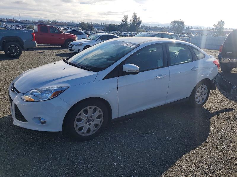 FORD FOCUS SE 2012 with VIN 1FAHP3F28CL173282 - Photo from auction