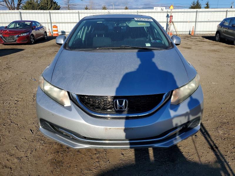 Foto 5 de la subasta – 2013 HONDA CIVIC EX con VIN 19XFB2F85DE215884