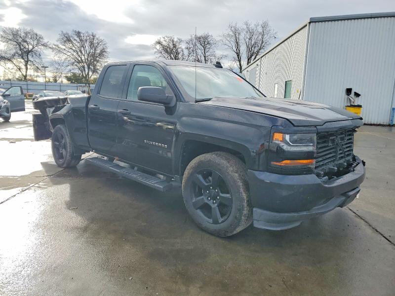 Photo 4 from auction – 2017 CHEVROLET SILVERADO with VIN 1GCRCNEC0HZ285689