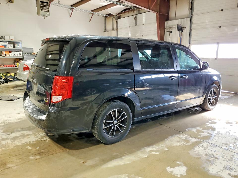 Photo 3 from auction – 2018 DODGE GRAND CARA with VIN 2C4RDGEGXJR214916