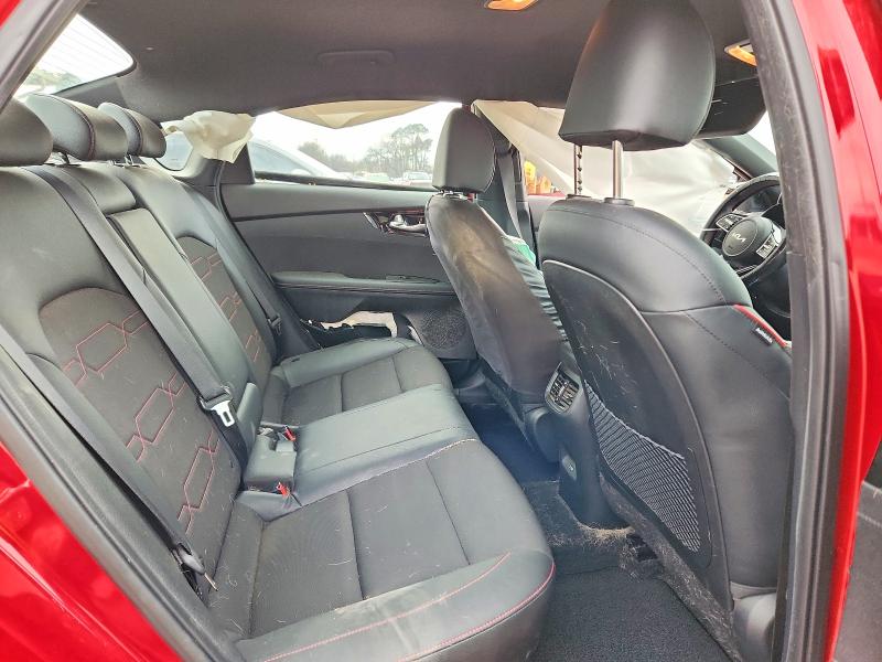 Photo 10 from auction – 2023 KIA FORTE GT with VIN 3KPF44ACXPE675970