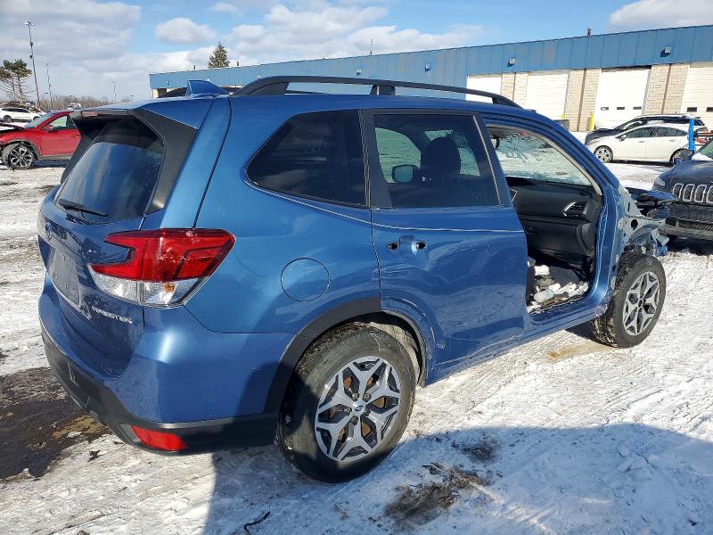 Photo 3 from auction – 2021 SUBARU FORESTER P with VIN JF2SKAJC9MH485765