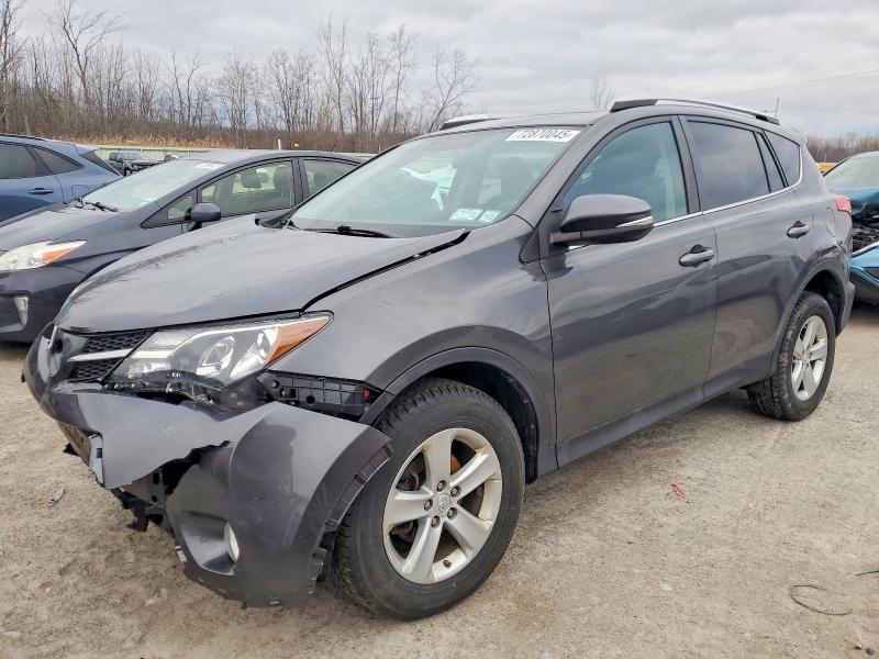 TOYOTA RAV4 XLE 2014 with VIN 2T3RFREVXEW196157 - Photo from auction