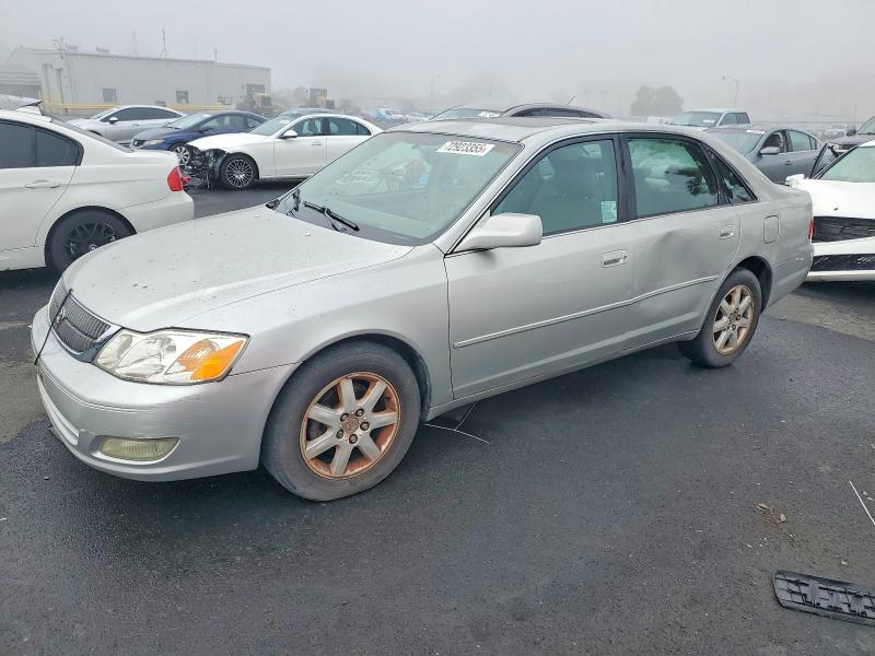 TOYOTA AVALON 2005 with VIN 4T1BF28B12U256261 - Photo from auction