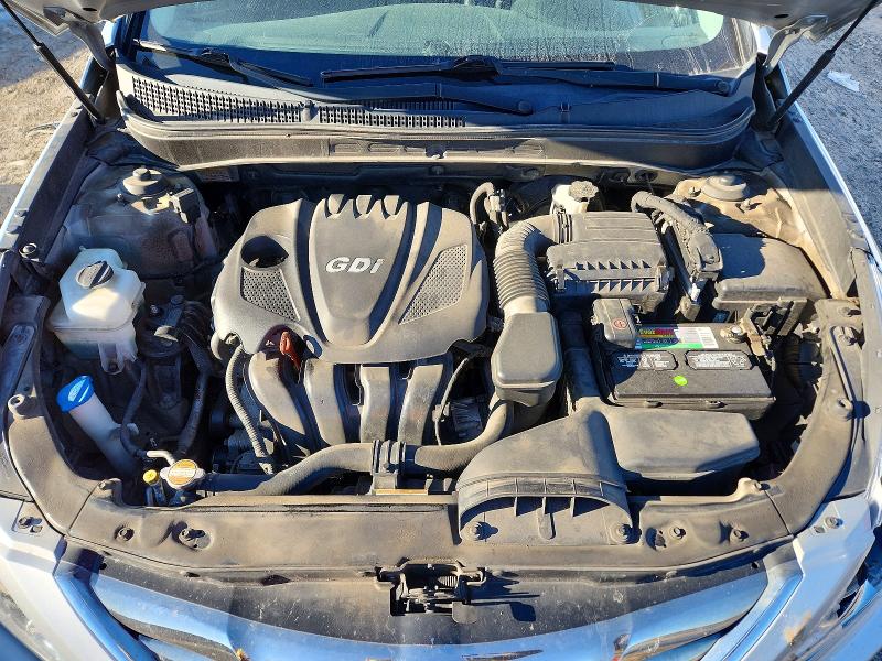 Photo 11 from auction – 2012 HYUNDAI SONATA SE with VIN 5NPEC4AC4CH401961