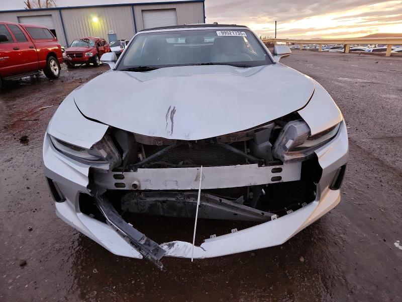 Photo 5 from auction – 2018 CHEVROLET CAMARO with VIN 1G1FB3DX6J0135782