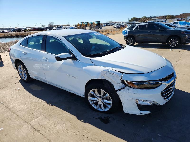 Photo 4 from auction – 2021 CHEVROLET MALIBU LT with VIN 1G1ZD5ST9MF064873