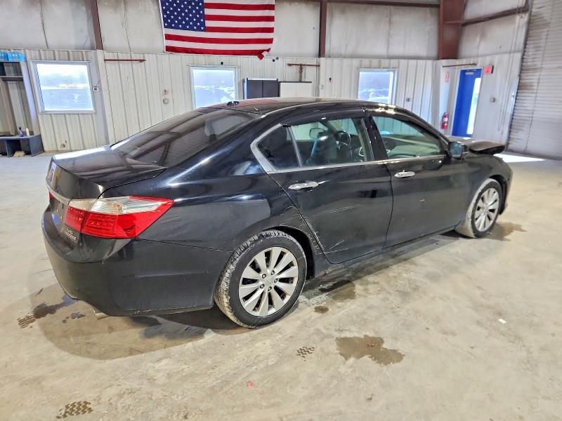 Photo 3 from auction – 2013 HONDA ACCORD with VIN 1HGCR3F94DA024569