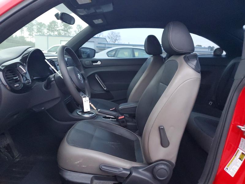 Photo 7 from auction – 2015 VOLKSWAGEN BEETLE with VIN 3VWF17AT1FM654792