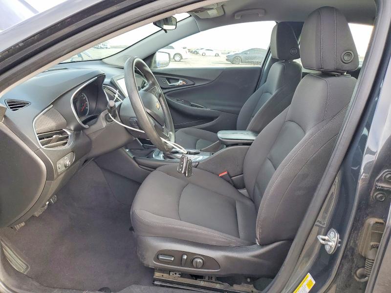 Photo 7 from auction – 2017 CHEVROLET MALIBU LT with VIN 1G1ZE5ST8HF187549