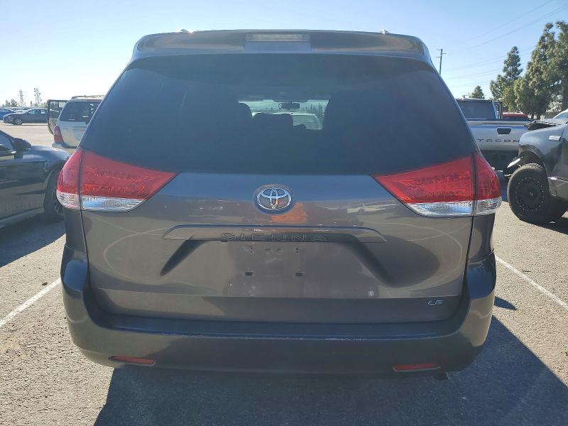 Photo 6 from auction – 2011 TOYOTA SIENNA with VIN 5TDKK3DC7BS139809