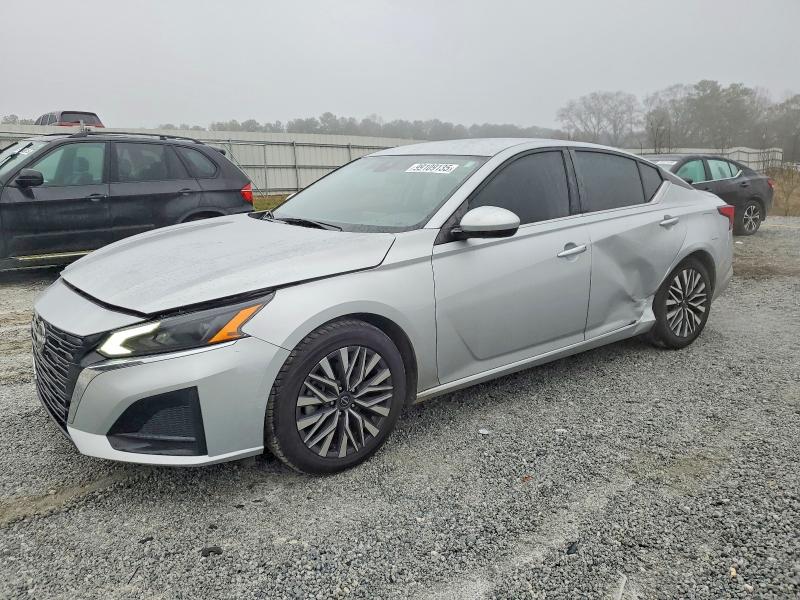 NISSAN ALTIMA 2023 with VIN 1N4BL4DV3PN329081 - Photo from auction