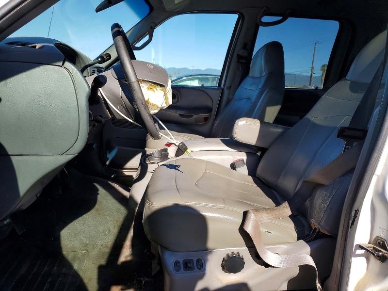 Photo 7 from auction – 2001 FORD F150 SUPER with VIN 1FTRW08L21KE13841