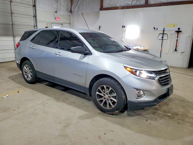 Photo 4 from auction – 2018 CHEVROLET EQUINOX with VIN 3GNAXHEV1JS539585