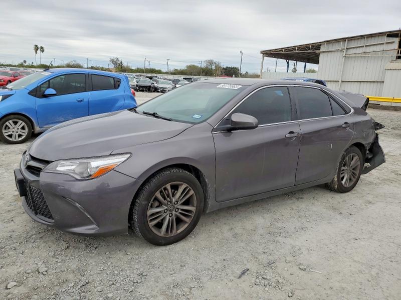 TOYOTA CAMRY LE 2016 with VIN 4T1BF1FKXGU192886 - Photo from auction