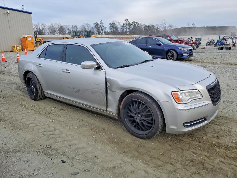 Photo 4 from auction – 2012 CHRYSLER 300 with VIN 2C3CCAAG6CH107774